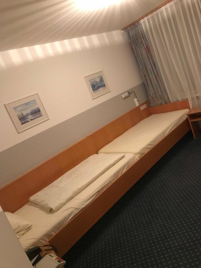 Hotel Schwanau Garni Extérieur photo