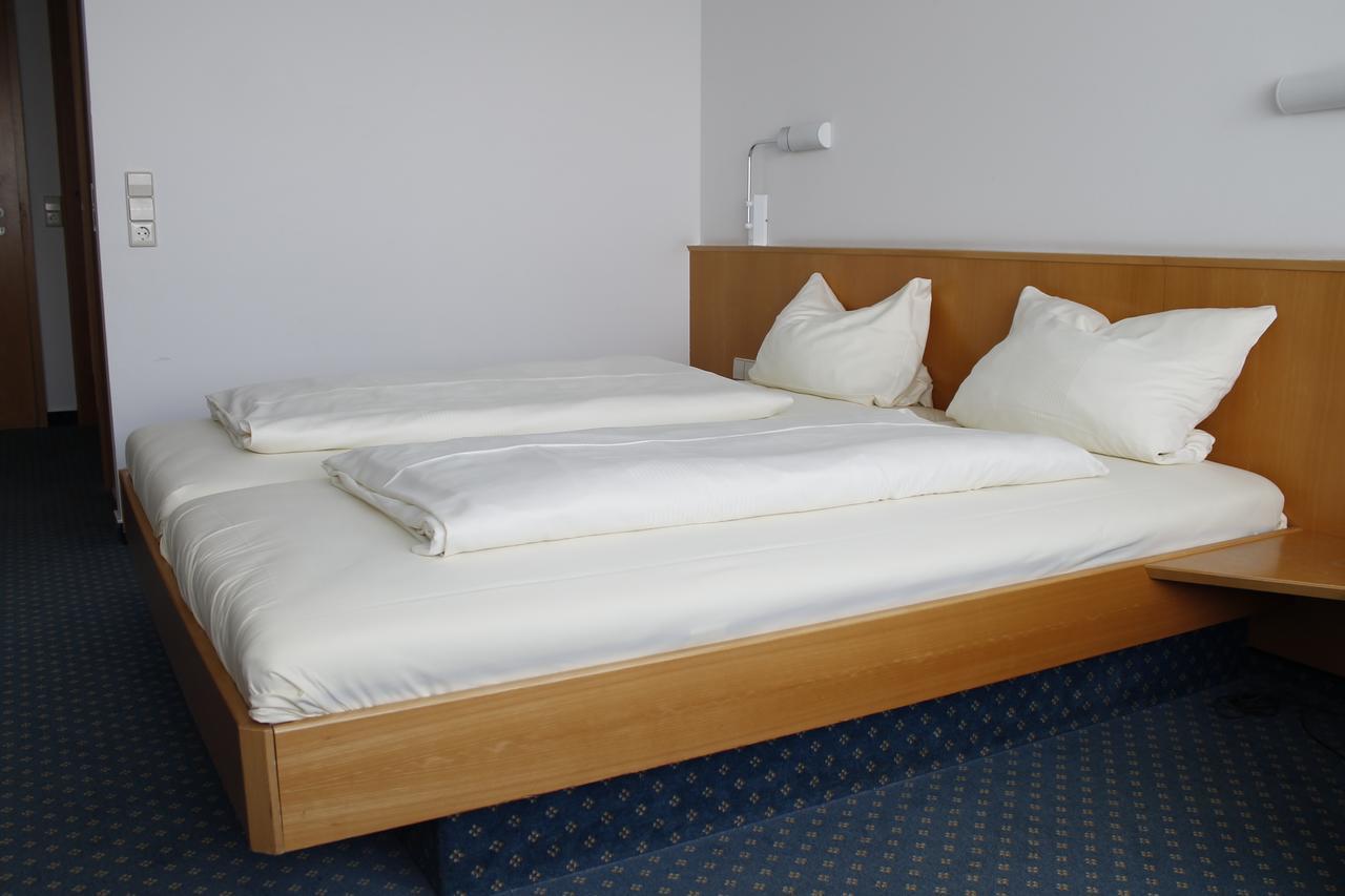 Hotel Schwanau Garni Extérieur photo
